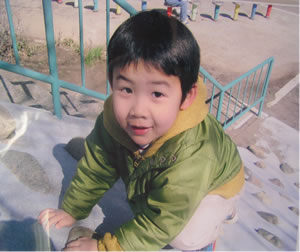写真�B:豊田理貴ちゃん５歳で死去、2003年3月